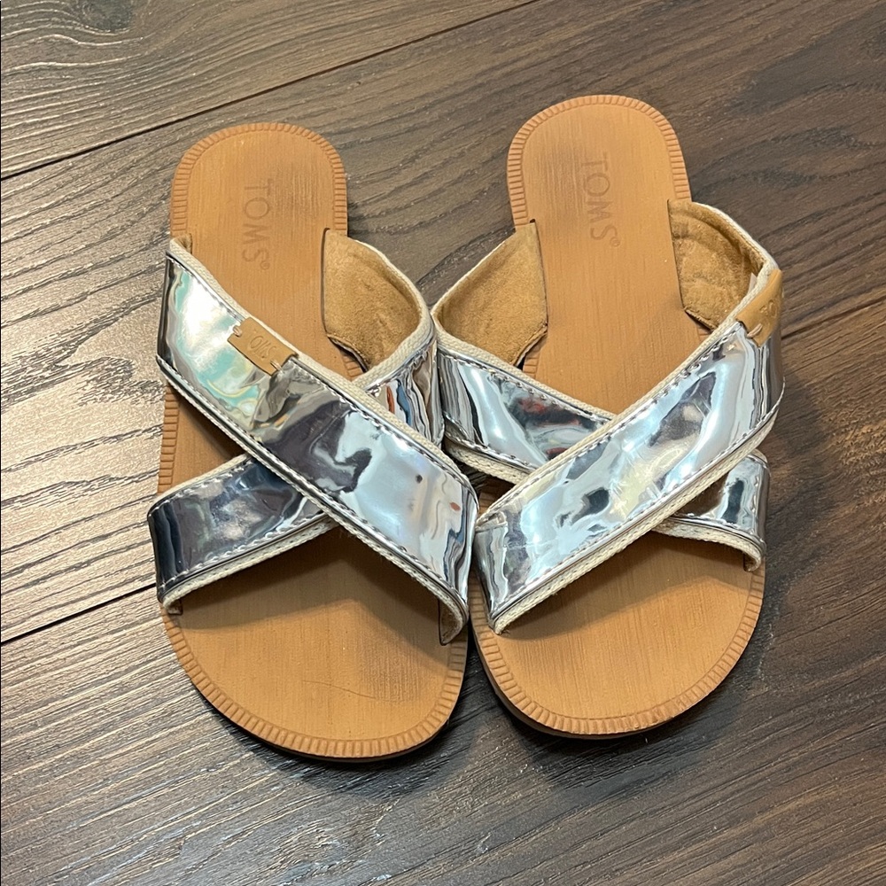 TOMS  Metallic Silver Cross Strap Sandals